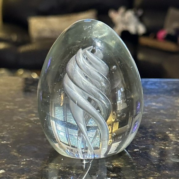 Hand Blown Clear Glass Paperweight Egg Shaped Spiral Helix‎ Oval Teardrop 3.5" - Picture 1 of 8
